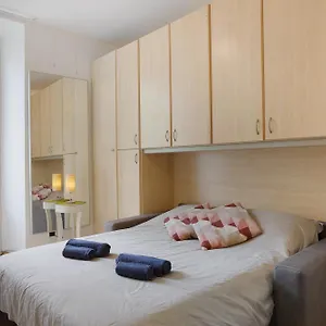 Comfort - Duomo, San Siro , Milano Italia
